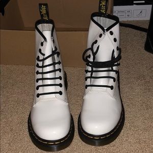 Dr. Martens women’s size 7